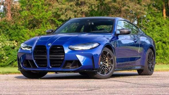 Luxury sports car rental in Luxury vehicles category