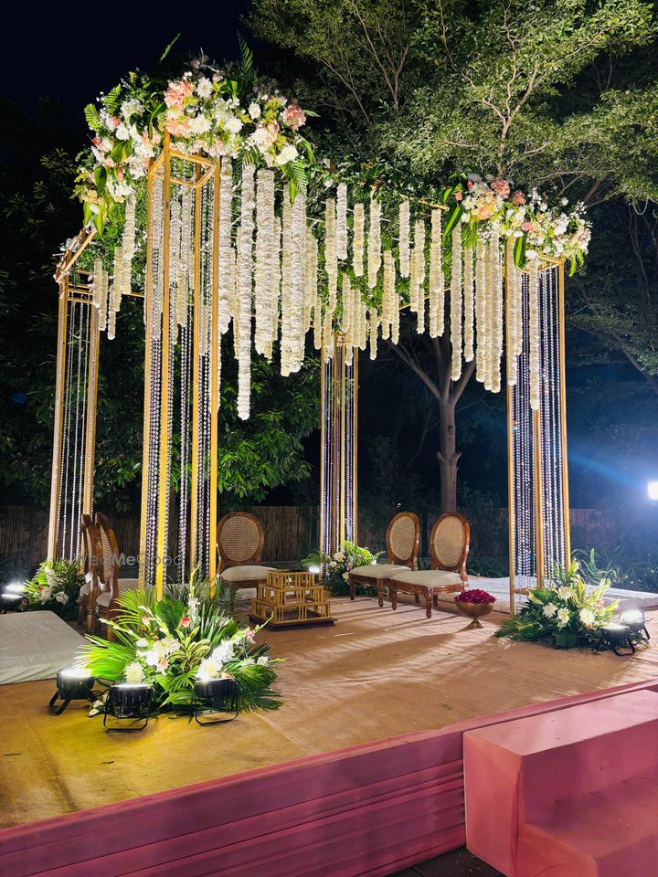 Luxury venue rental in Resort and premium venues category
